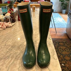 Hunter Women’s Original Tall Rain Boots